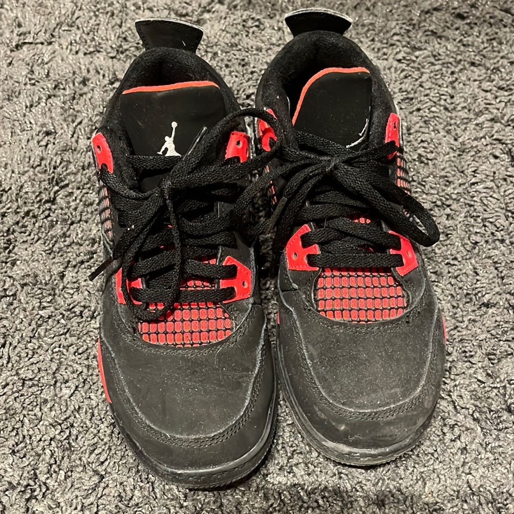 Jordan 3s